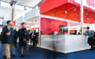 Stands de vendas: o coração do sucesso em feiras comerciais 